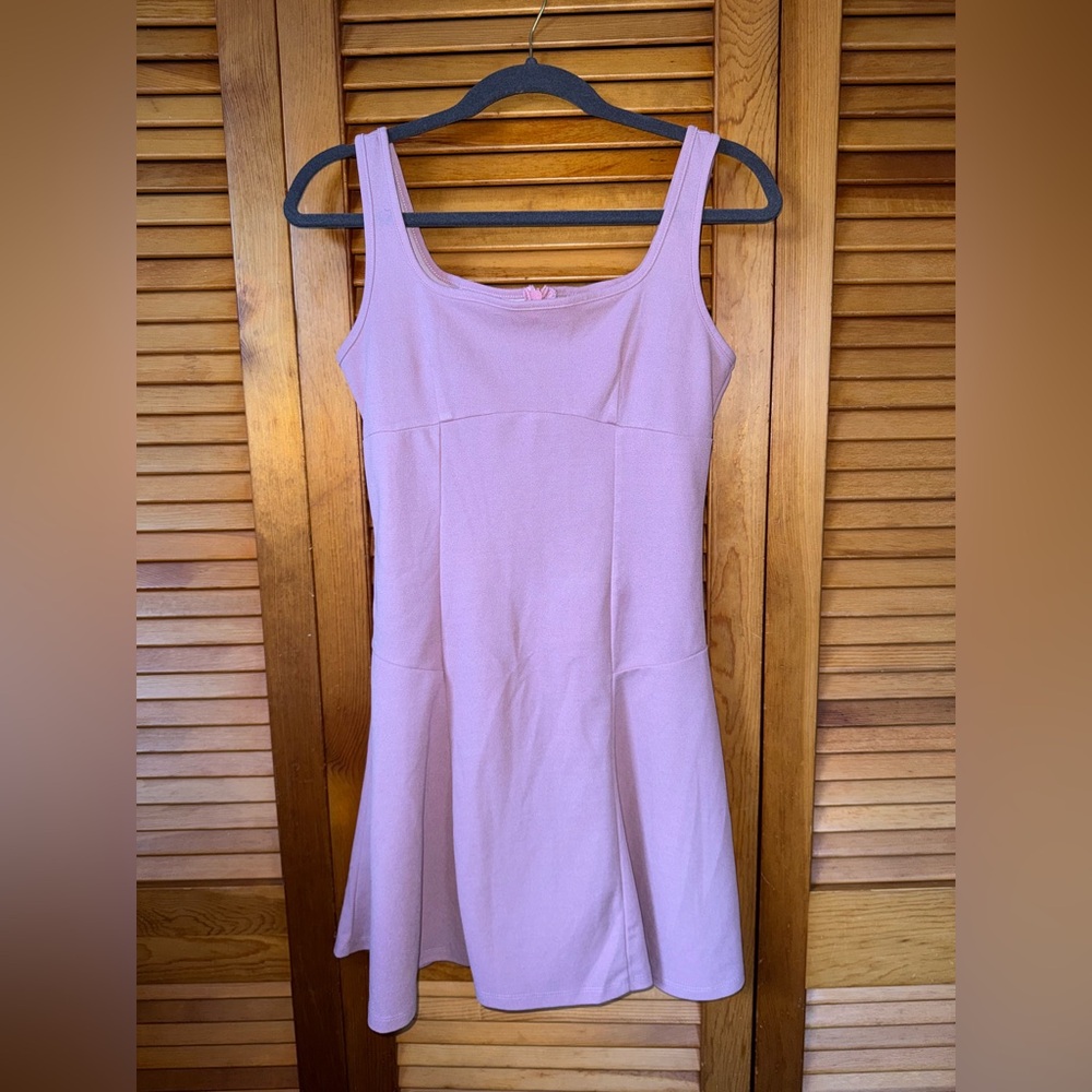 Elegant Pink Sleeveless Dress